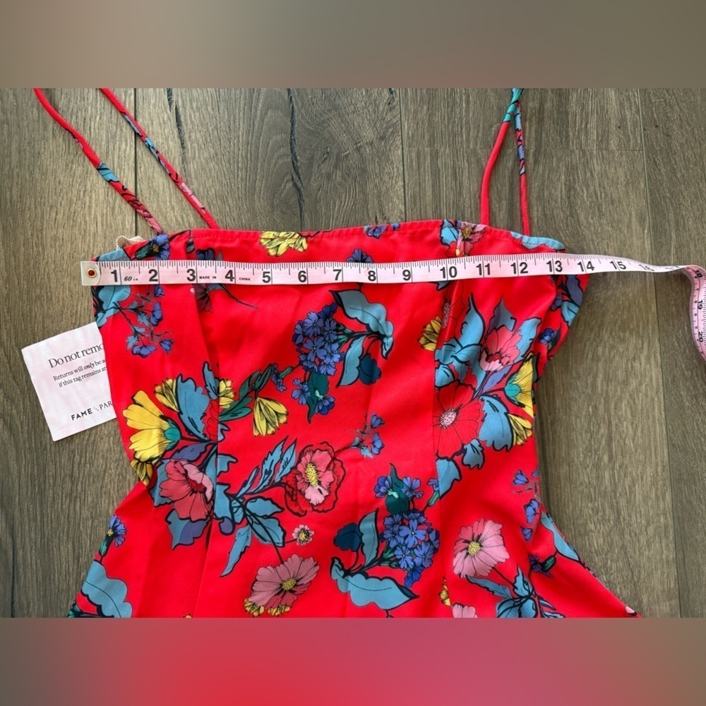 NWOT Fame and Partners Red Floral Spaghetti Strap Dress Size 2 - Picture 7 of 10